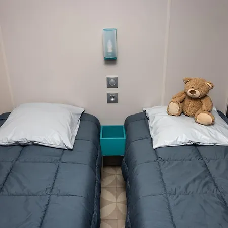 Camping Mobil Animaux Admis - 6 Pers. - Api-1-52-2401